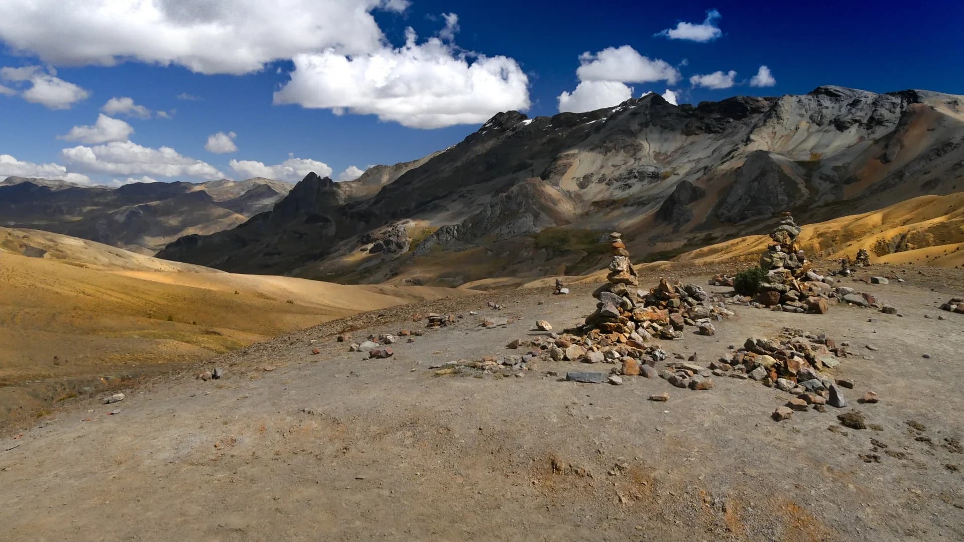 Lares Trek to Machu Picchu 4D/3N in Cusco, Peru with guide