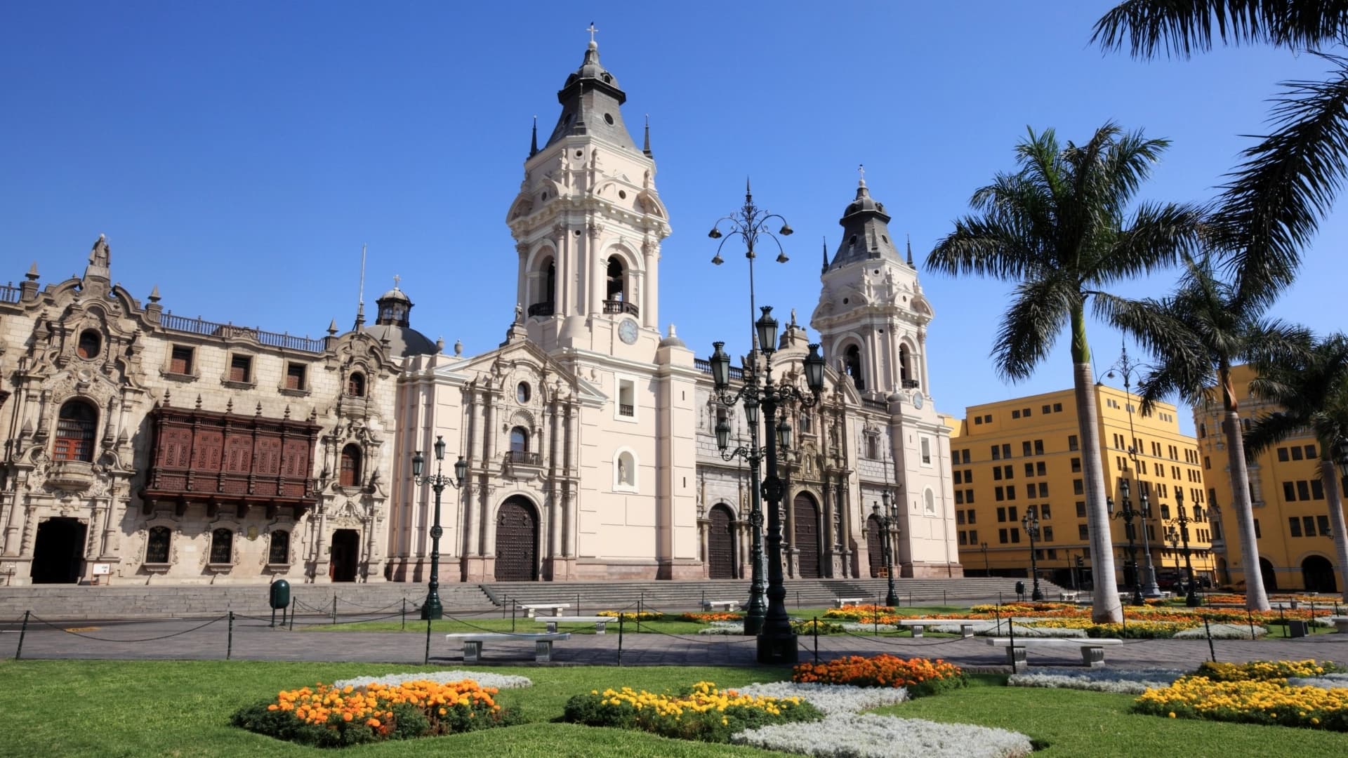 Unforgettable Peru 10-Day Tour: Lima, Cusco & Machu Picchu