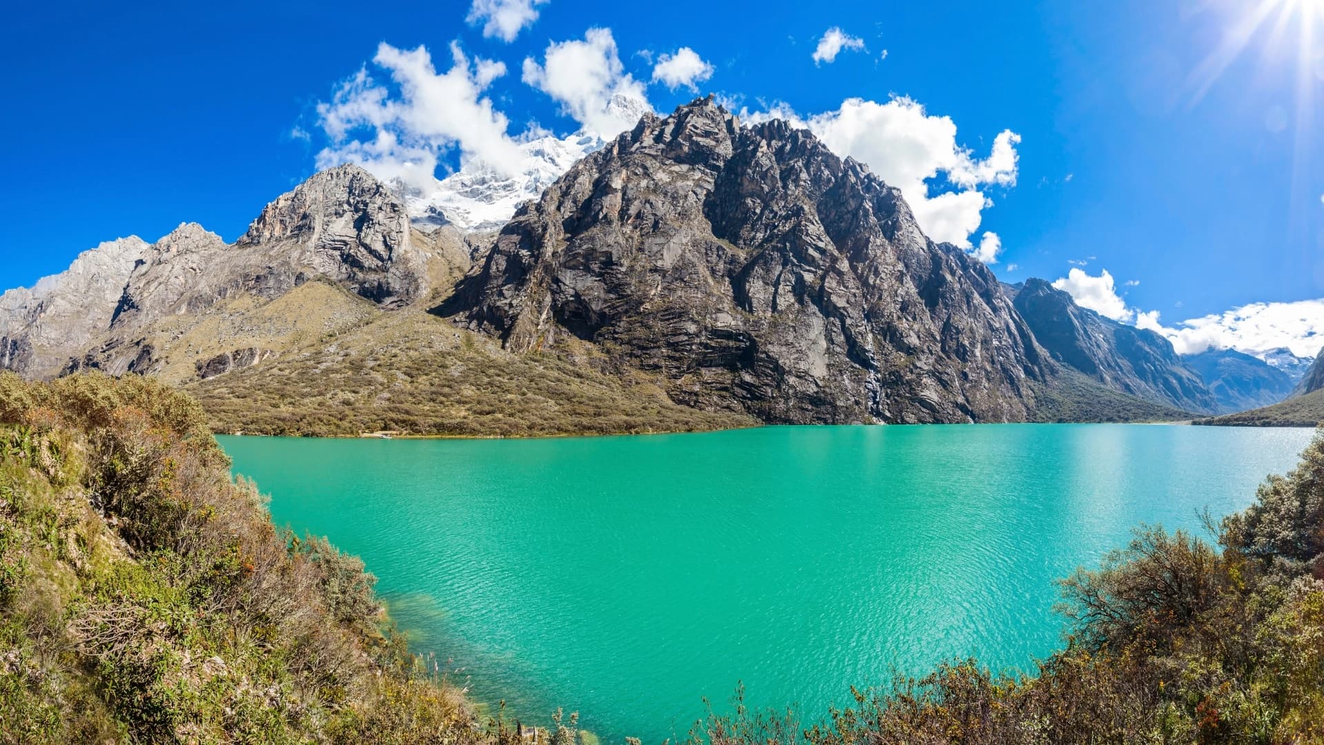 Llanganuco Lake Full-Day Tour from Huaraz, Peru with guide